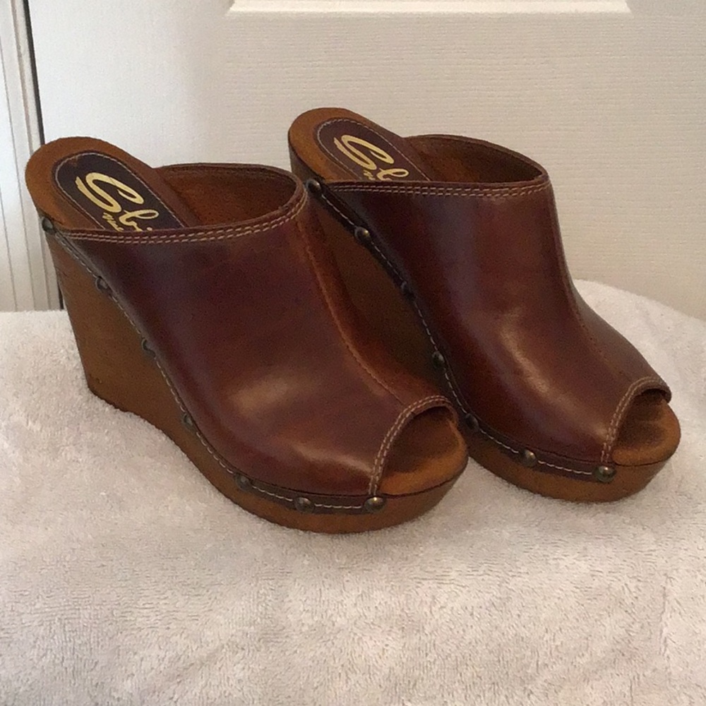 Sbicca Brown Wdge Sandal
